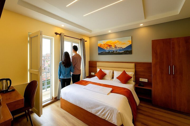 Room 4 of 38