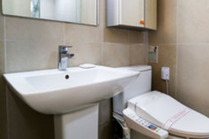 Clean Restrooms