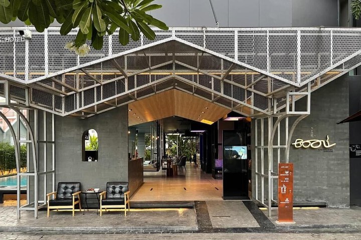 Hotel 67 of 71