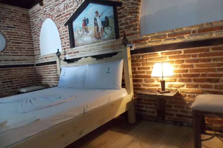 Room 10 of 55