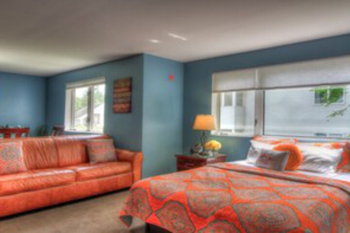 Room 33 of 35