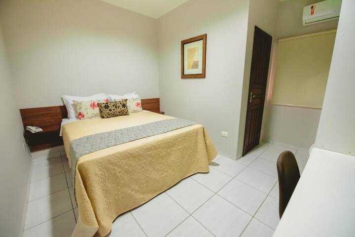 Room 21 of 46