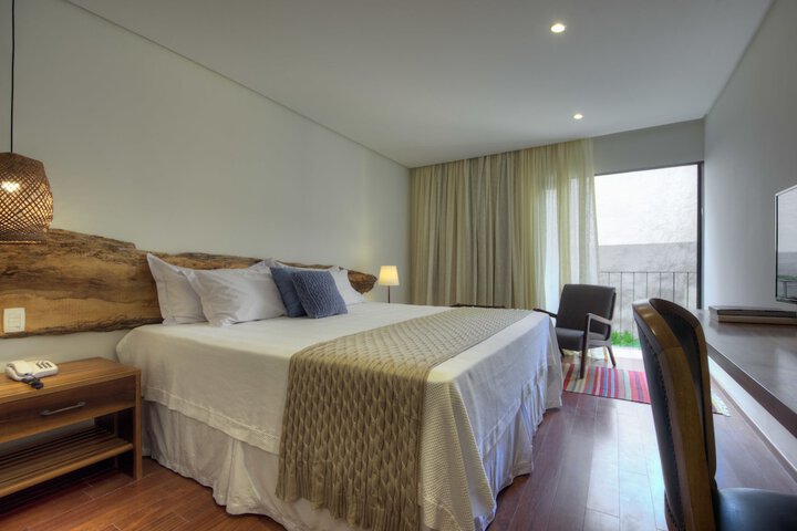 Room 15 of 56