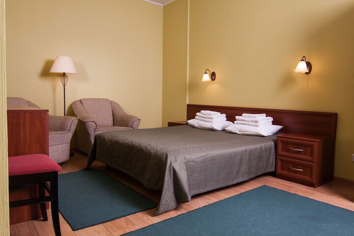 Mini hotel on Geroiv Energetykiv18