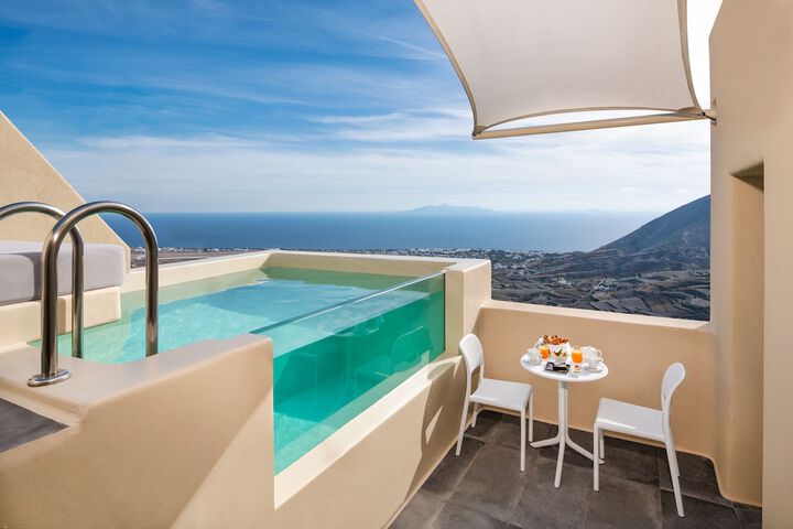 Pool 60 of 111