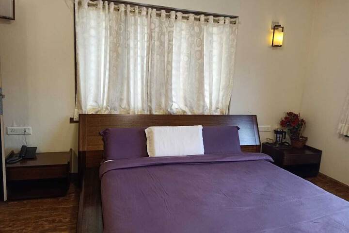 Room 13 of 70