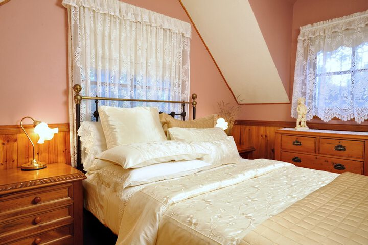 Room 2 of 50