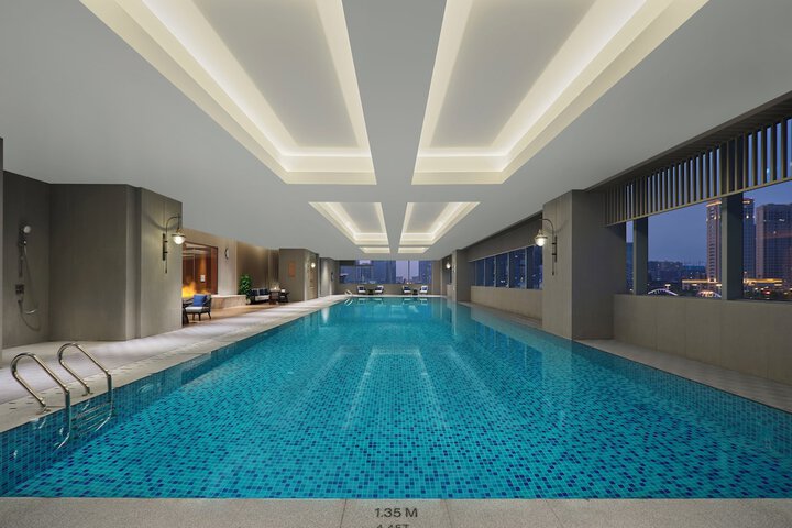 Pool 32 of 51