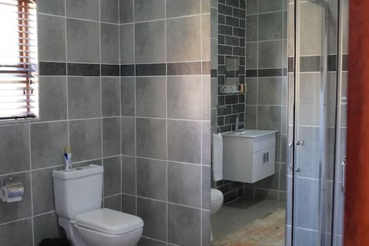 Room 16 of 27