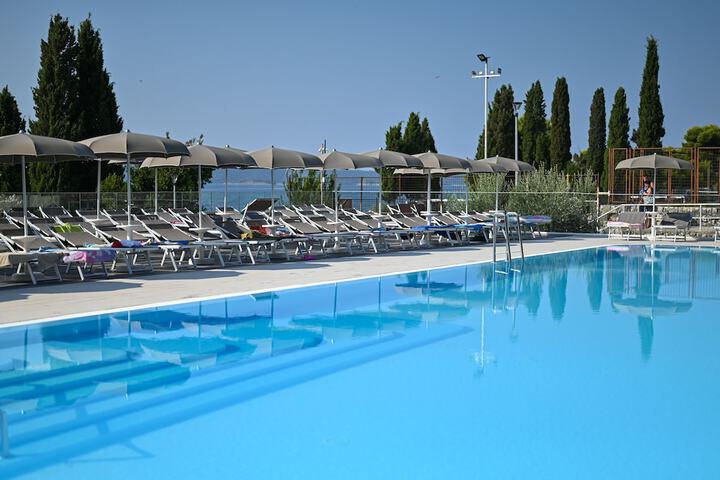 Pool Hotel