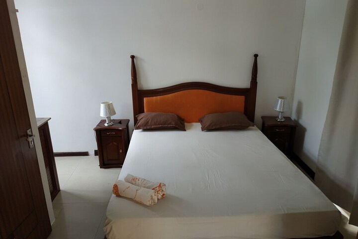 Room 5 of 47