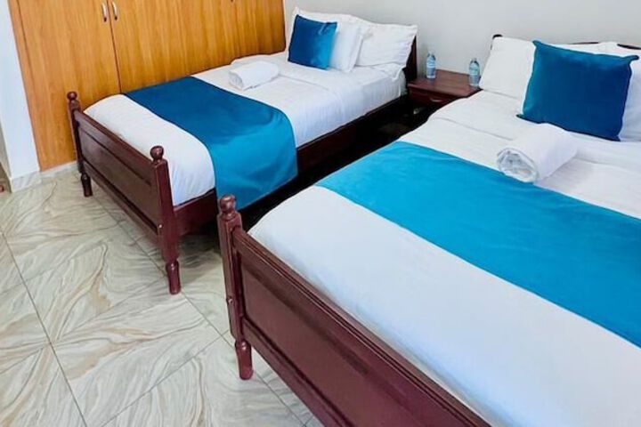 Room 35 of 63