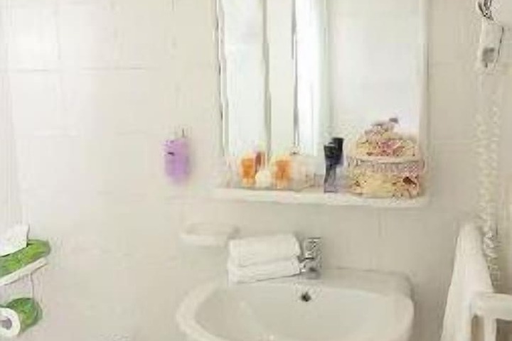 Clean Restrooms
