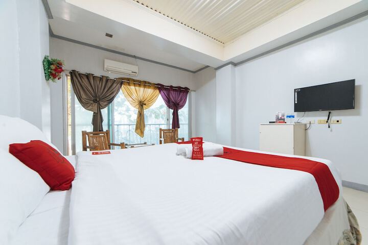 Room 12 of 23