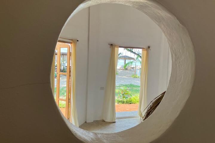 Room 14 of 46