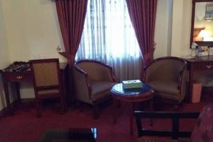 Room 25 of 29