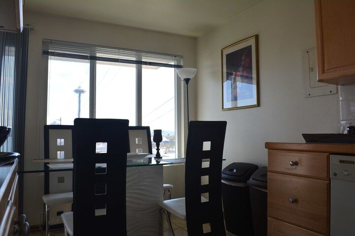Room 42 of 51
