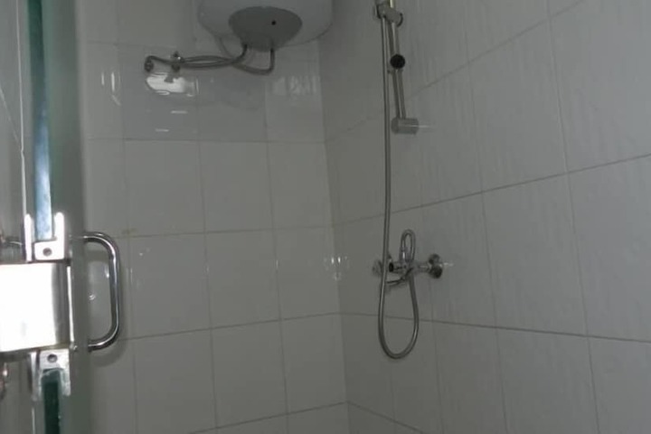 Room 18 of 27