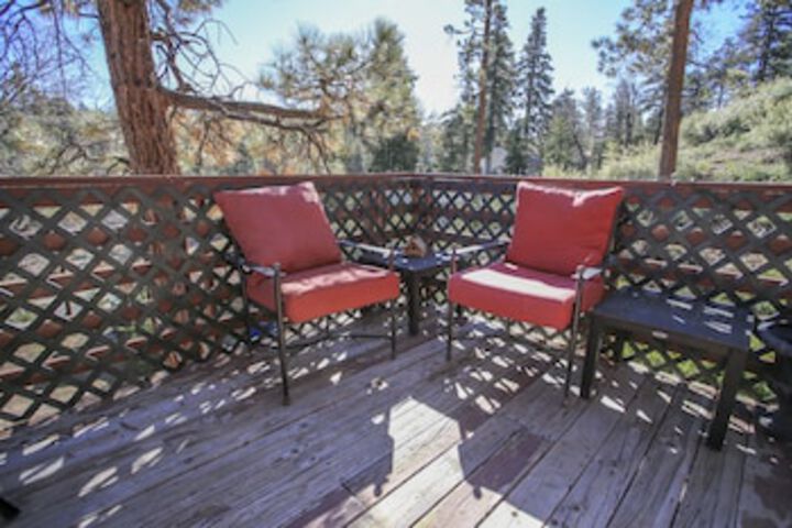 Bear Mountain Treehouse