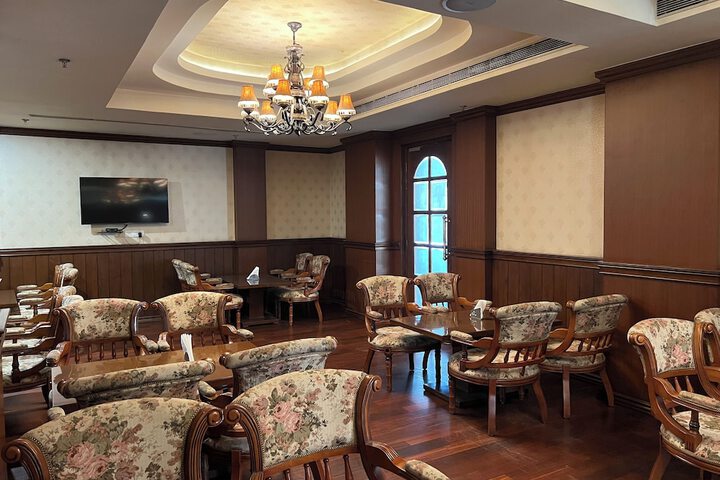Lounge 140 of 164