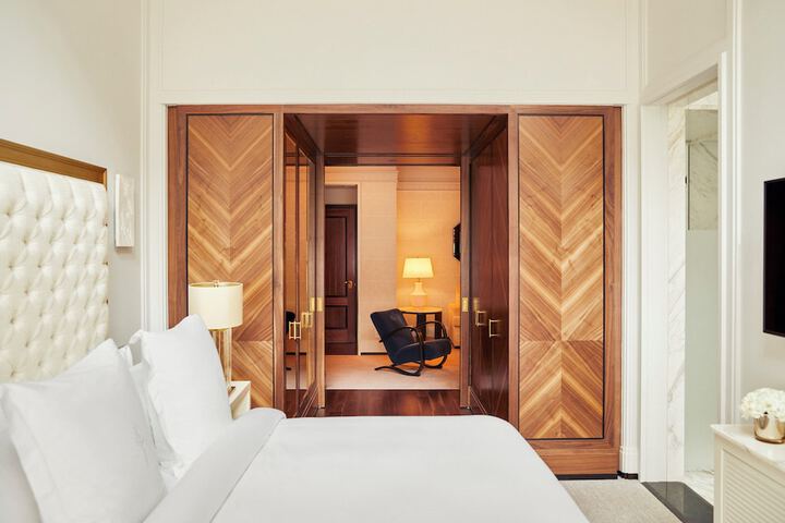 Room 45 of 144