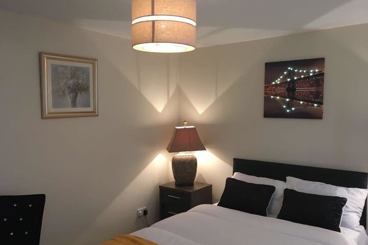 Room 8 of 15