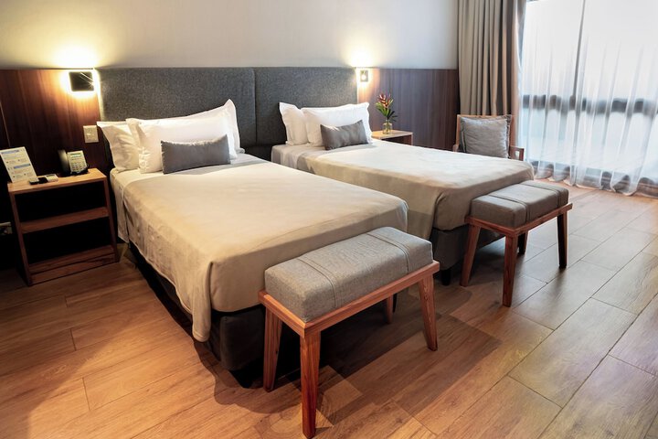 Room 20 of 105
