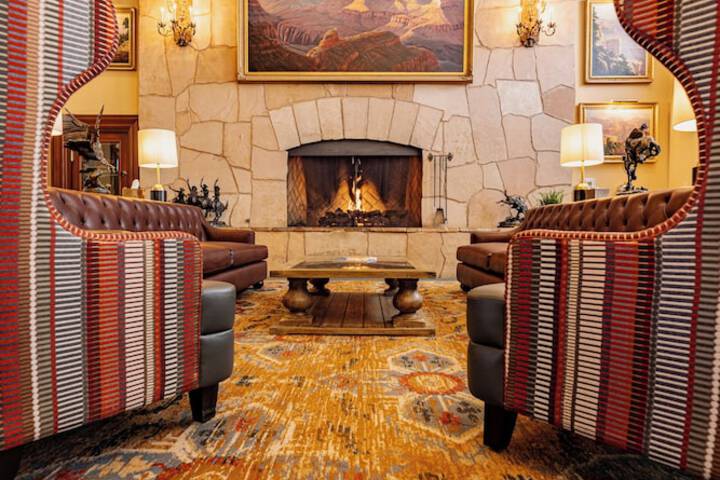 Lobby Photos