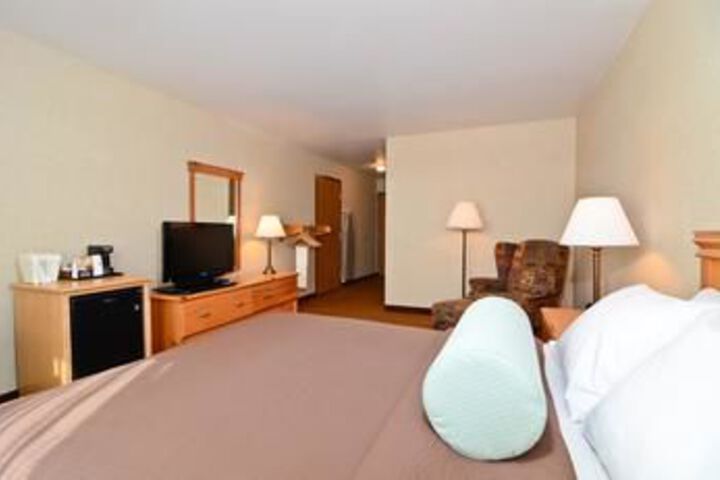 Room 7 of 19