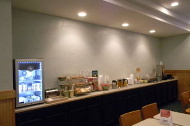 Breakfast/Coffee Service 7 of 54