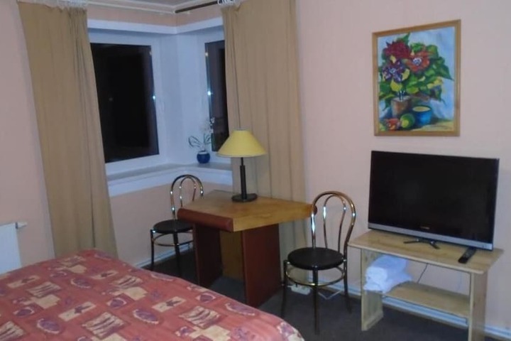 Room 15 of 62