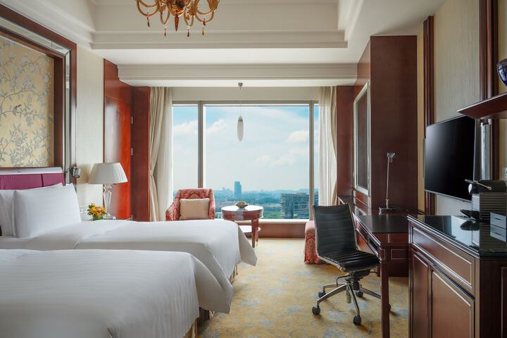Room 12 of 67