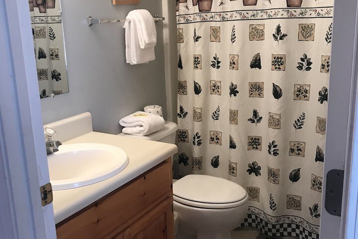 Room 334 of 400