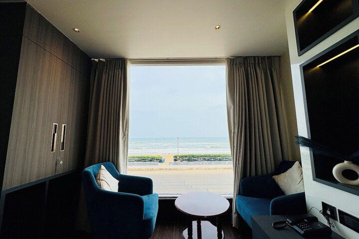Room 36 of 50