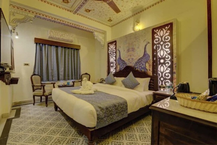 Room 6 of 20