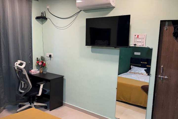 Room 20 of 50