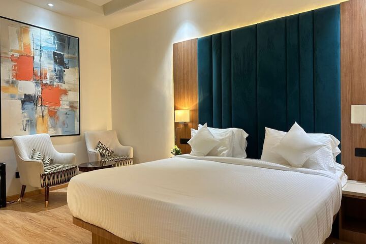 Room 7 of 20