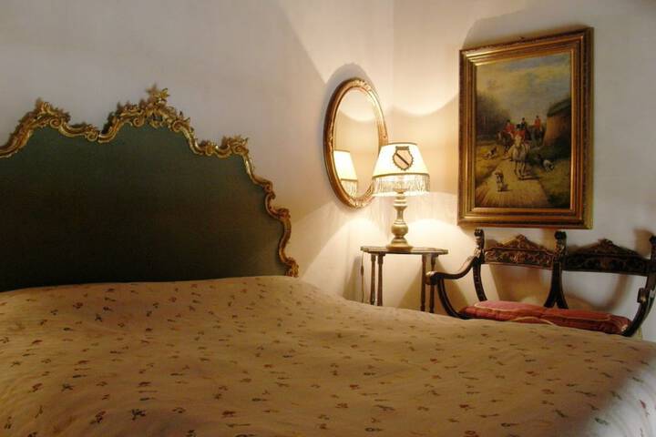 Room 9 of 56