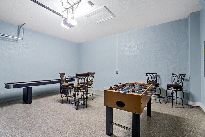 Room 25 of 41