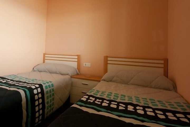 Room 8 of 36