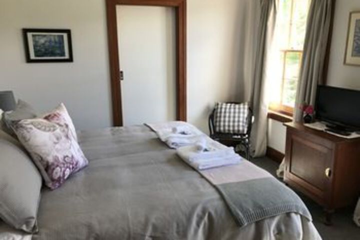 Room 25 of 66