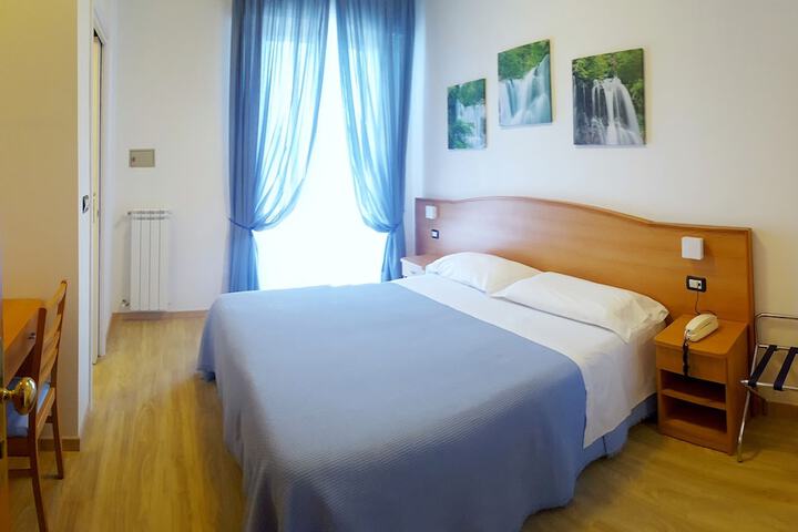 Room 21 of 73