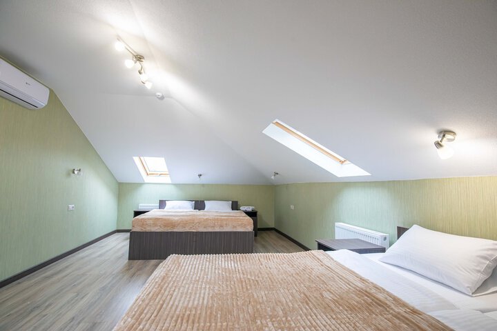 Room 19 of 54