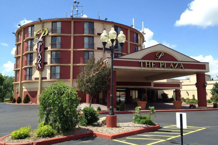 Image of THE PLAZA HOTEL & SUITES