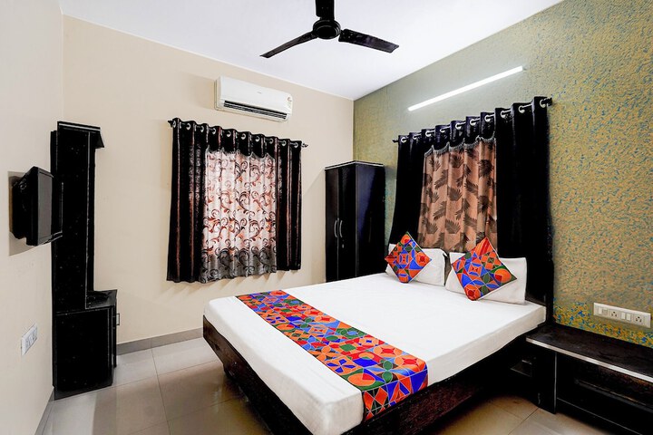 Room 18 of 24