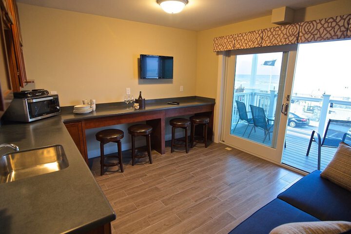 Private kitchenette