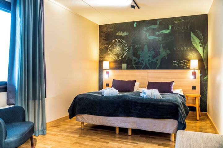 Room 15 of 38
