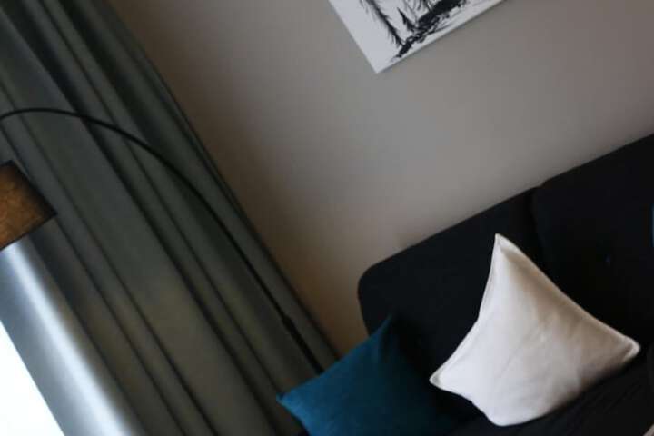 Room 8 of 37