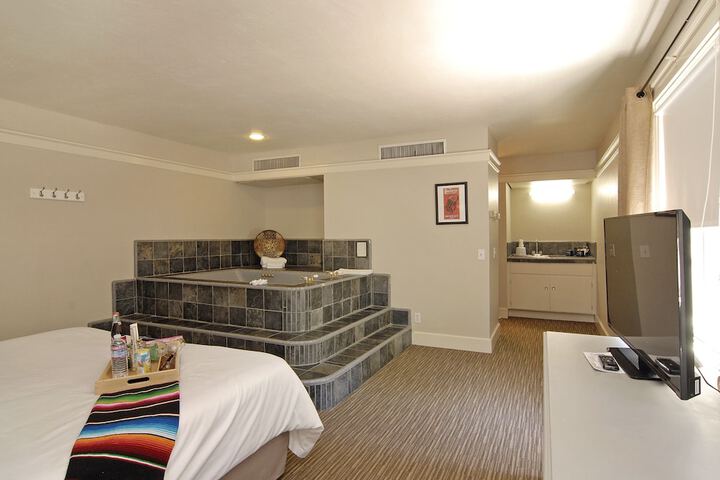 Room 15 of 82