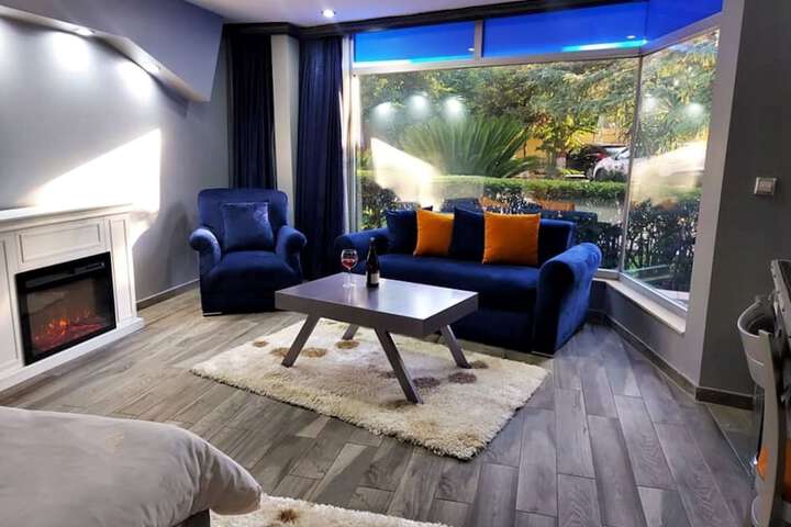 Room 34 of 64